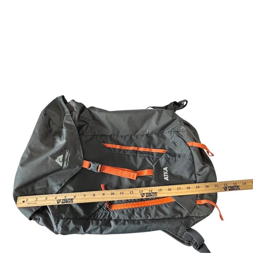 Ozark Trail Atka Backpack Unisex OS Black Orange Excellent Lightweight‎ Ripstop